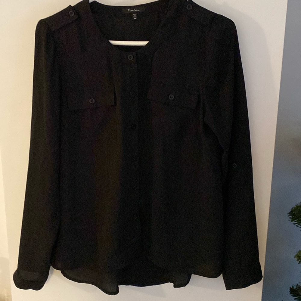 MONTEAU black sheer blouse patch pockets collarless M